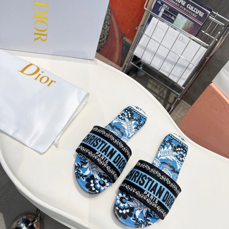 ch**an D*or slippers